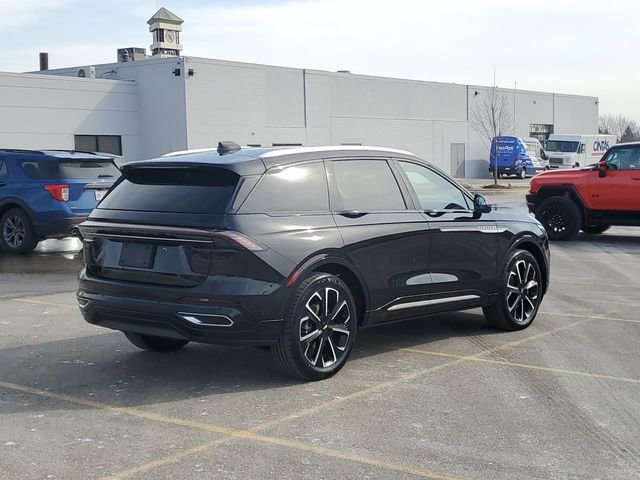 Certified 2024 Lincoln Nautilus Reserve w/ Equipment Group 202A image 4