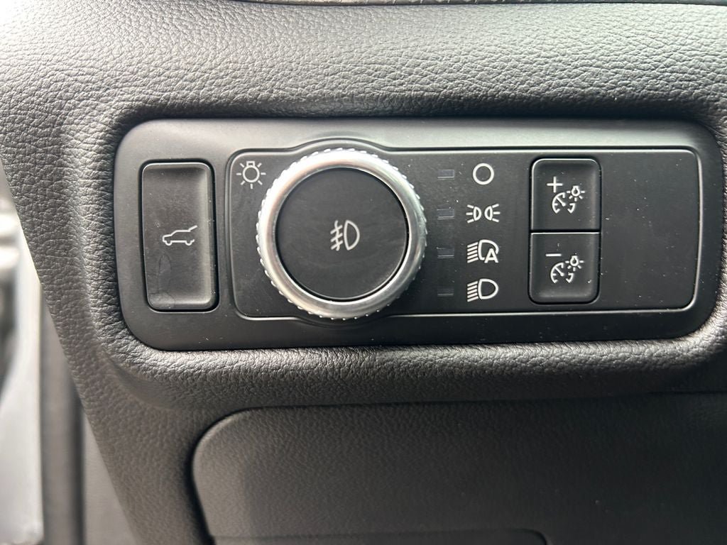 Used 2022 Ford Explorer ST w/ Equipment Group 401A AWD/4WD image 19