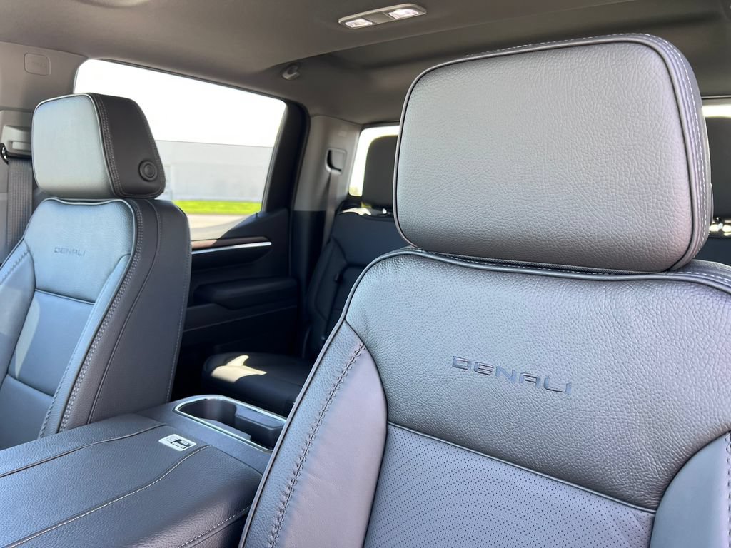 New 2026 GMC Sierra 1500 Denali AWD/4WD image 18