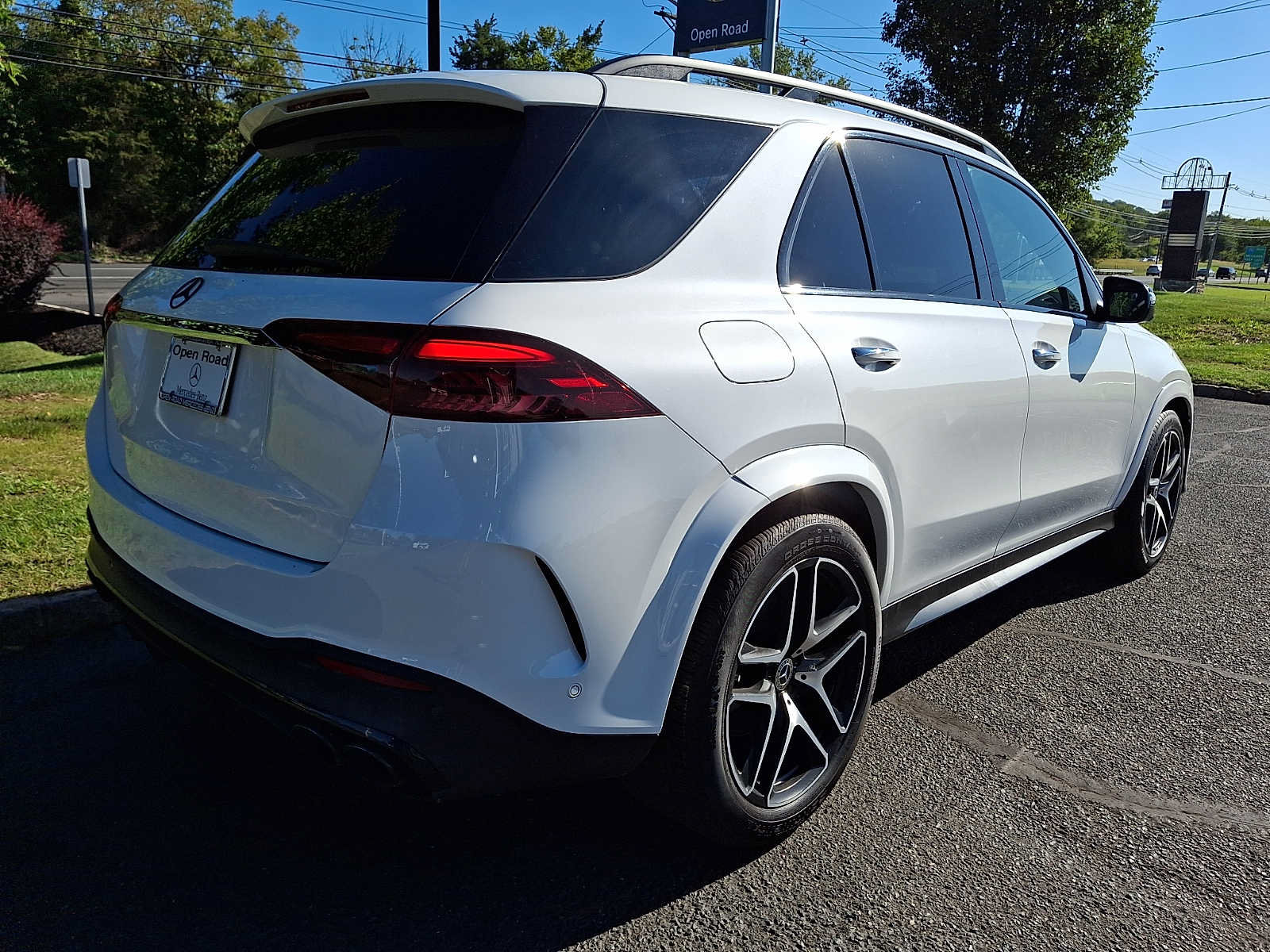 Used 2024 Mercedes-Benz GLE 53 AMG 4MATIC image 5