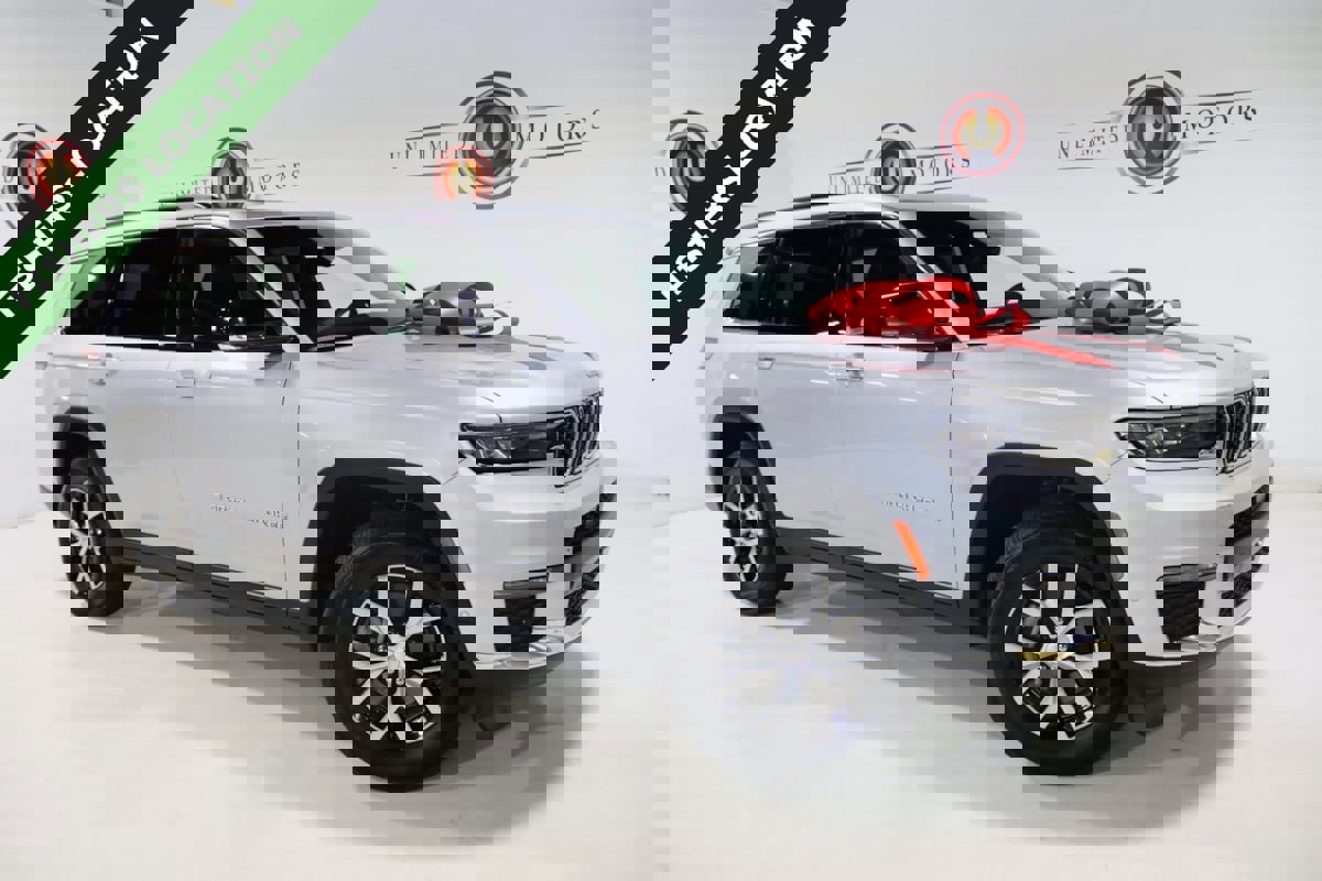 Used 2024 Jeep Grand Cherokee L Limited w/ Luxury Tech Group II image 1