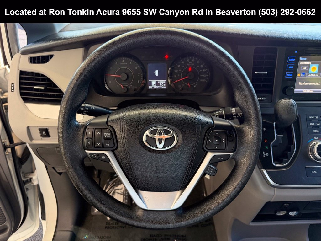 Used 2017 Toyota Sienna LE FWD image 18