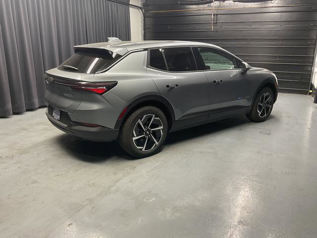 New 2026 Chevrolet Equinox EV LT image 6