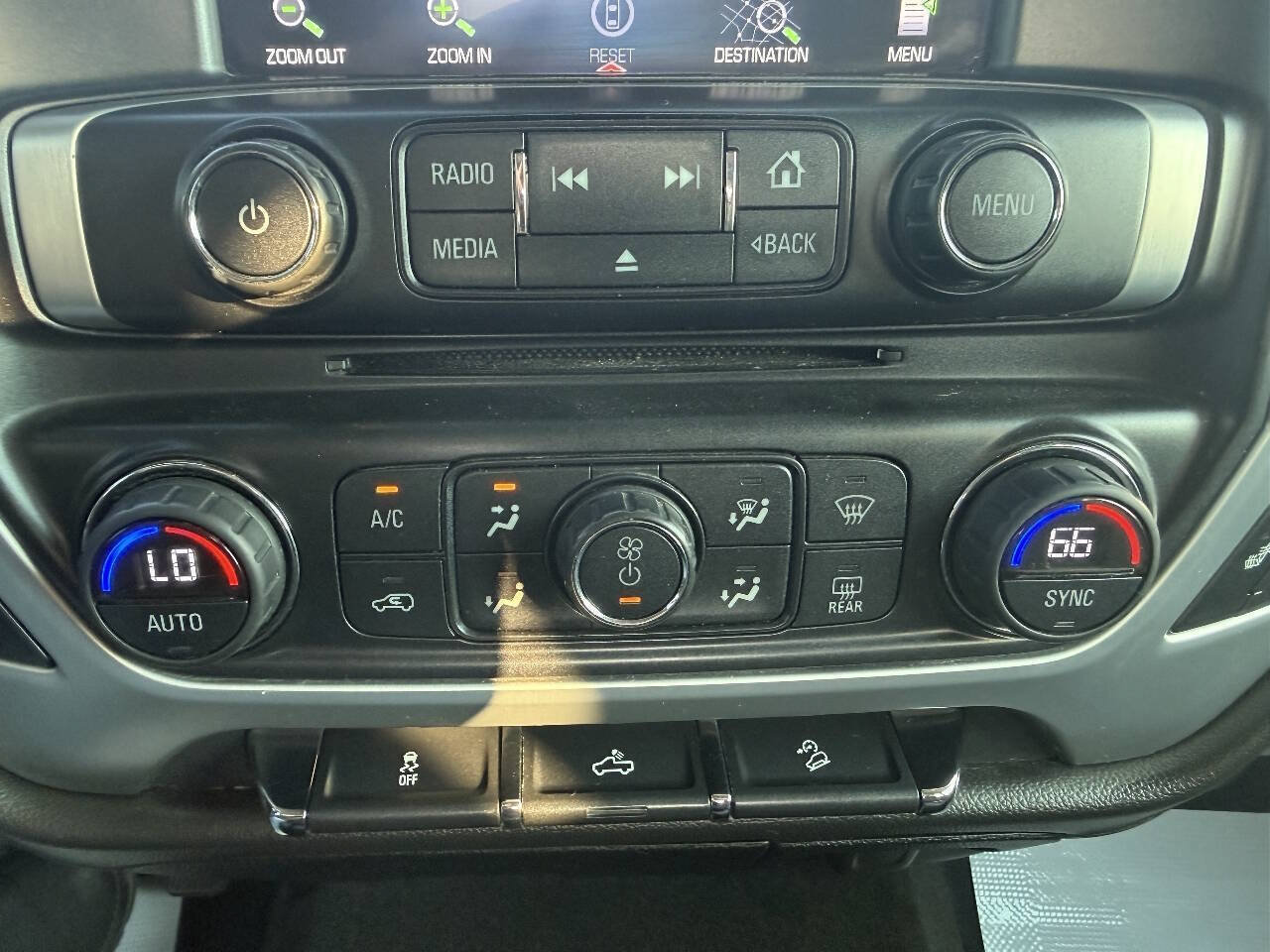 Used 2016 GMC Sierra 1500 SLE w/ SLE Value Package AWD/4WD image 24