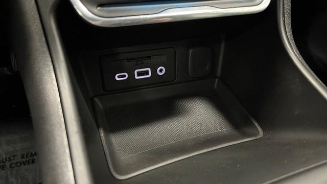 Used 2021 GMC Terrain SLT w/ Infotainment Package II AWD/4WD image 30