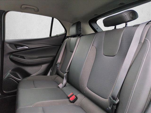 Used 2023 Buick Encore GX Preferred image 17
