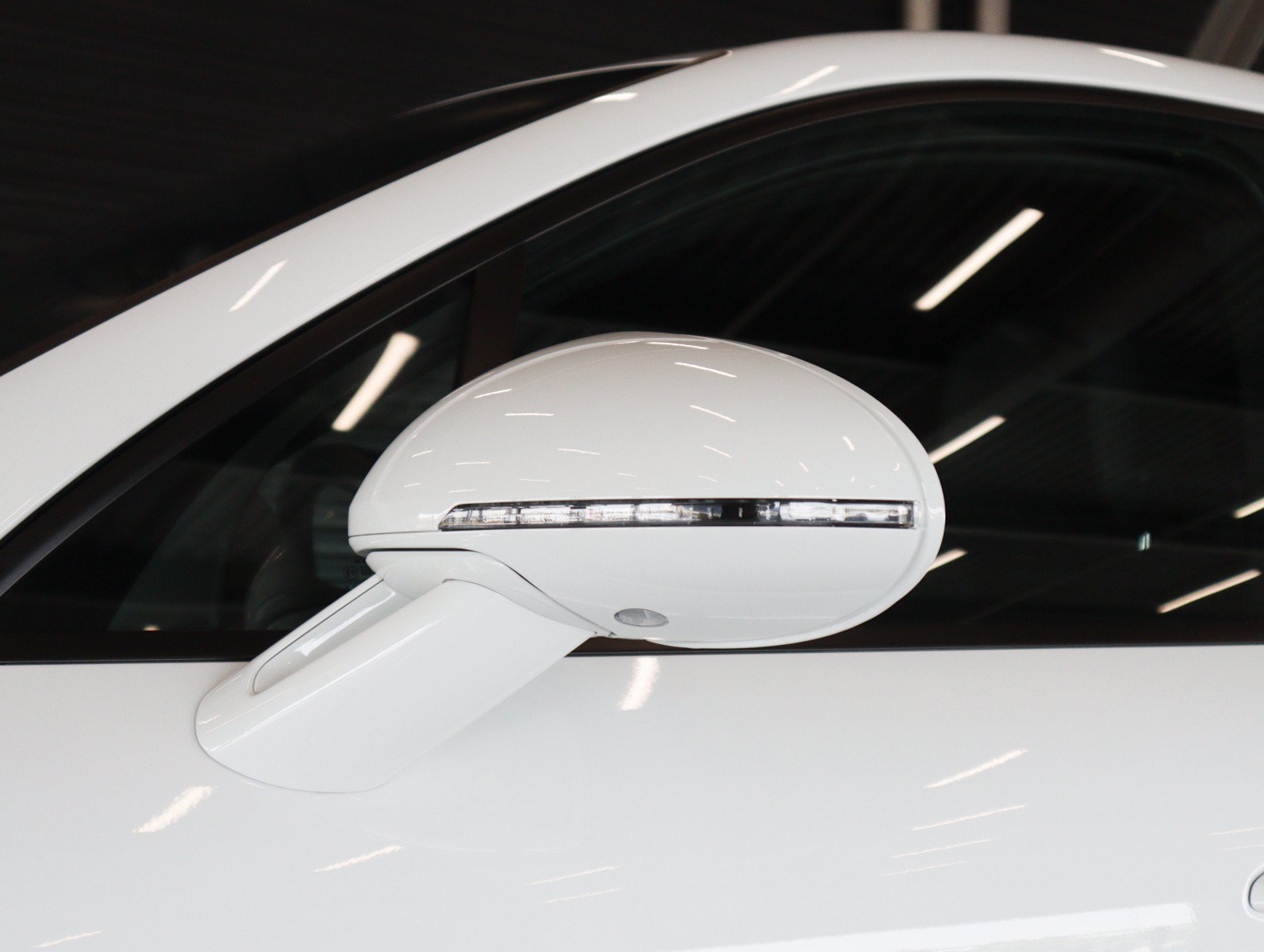 Used 2026 Porsche Macan AWD/4WD image 26