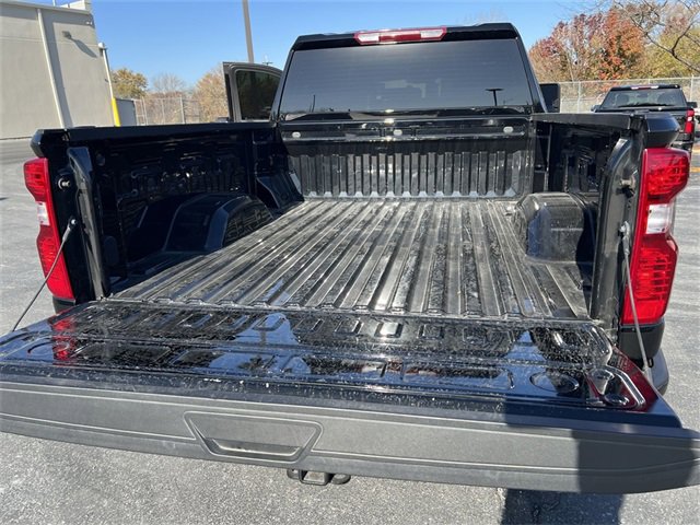 Certified 2025 Chevrolet Silverado 2500 Custom w/ Custom Convenience Package image 18