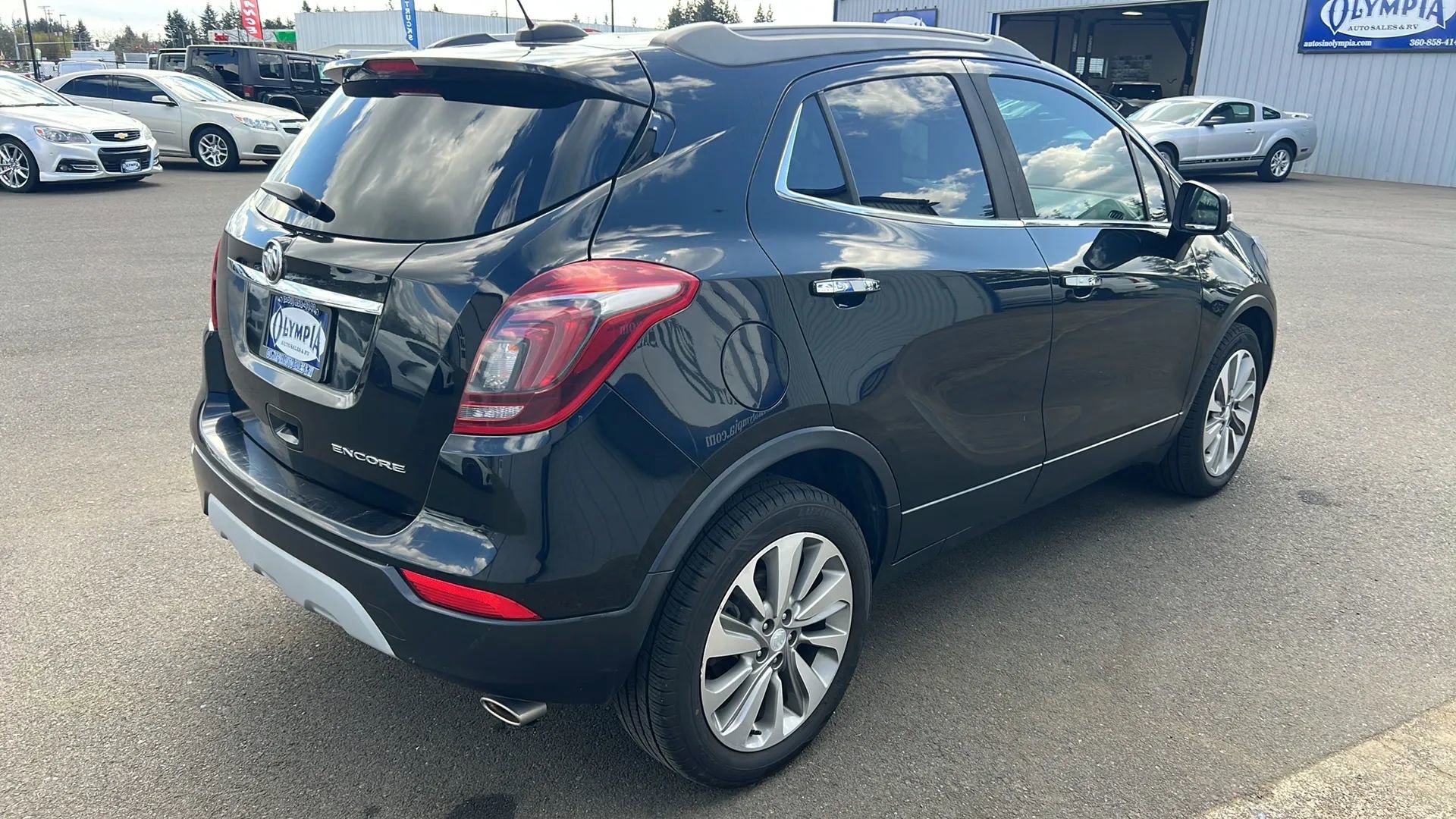 Used 2019 Buick Encore Preferred FWD image 8