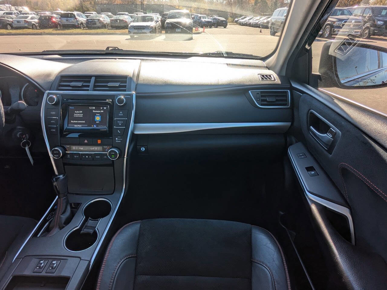 Used 2015 Toyota Camry XSE w/ Moonroof Package image 19