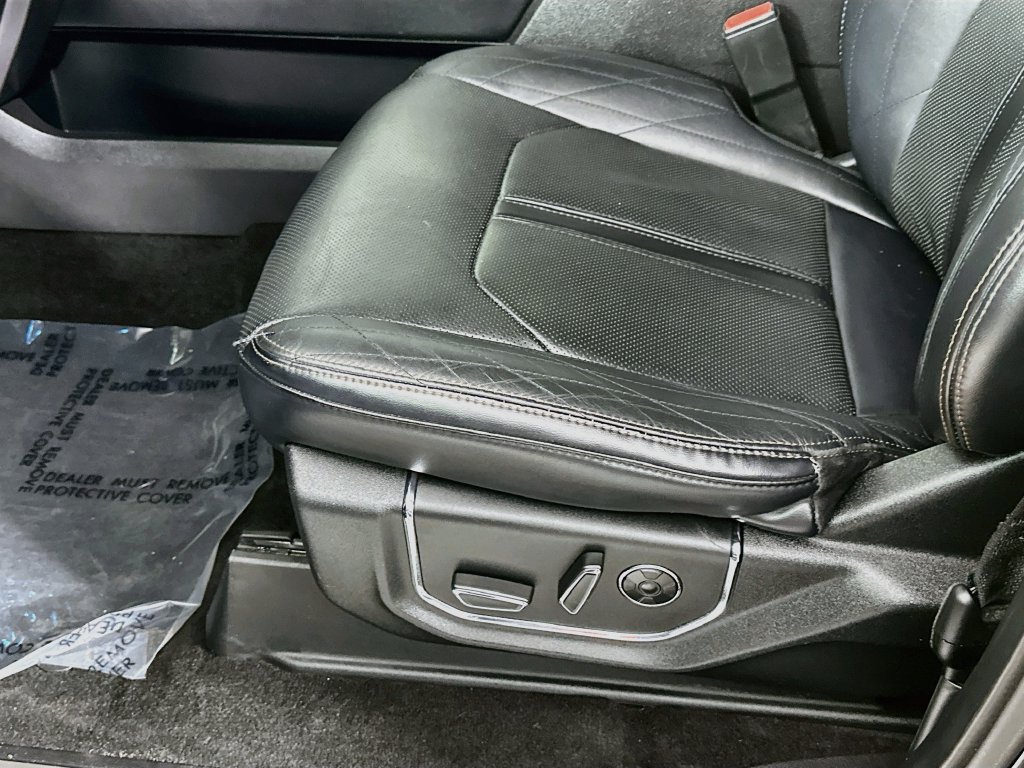 Used 2019 Ford Expedition Max Platinum AWD/4WD image 28