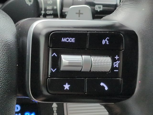 Certified 2025 Hyundai Santa Fe SE FWD image 24
