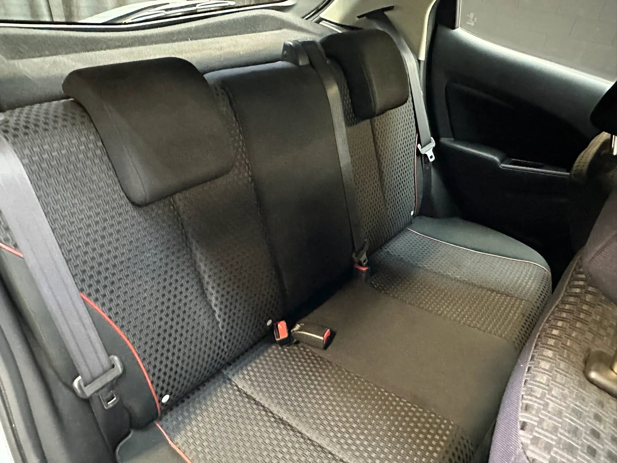 Used 2013 MAZDA MAZDA2 Touring FWD image 27