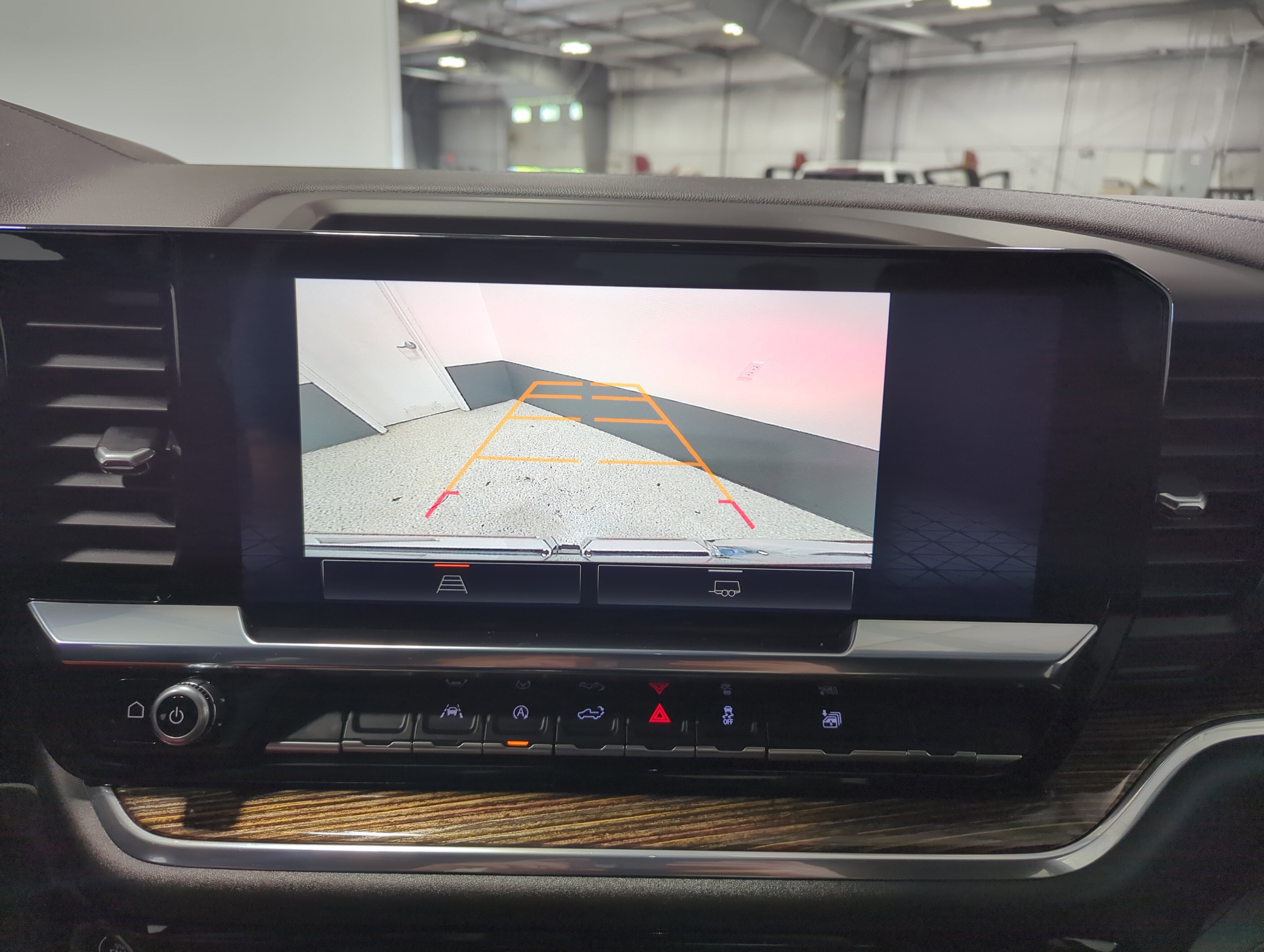 Used 2025 GMC Sierra 1500 Elevation image 19