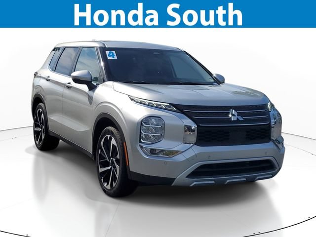 Used 2024 Mitsubishi Outlander SE