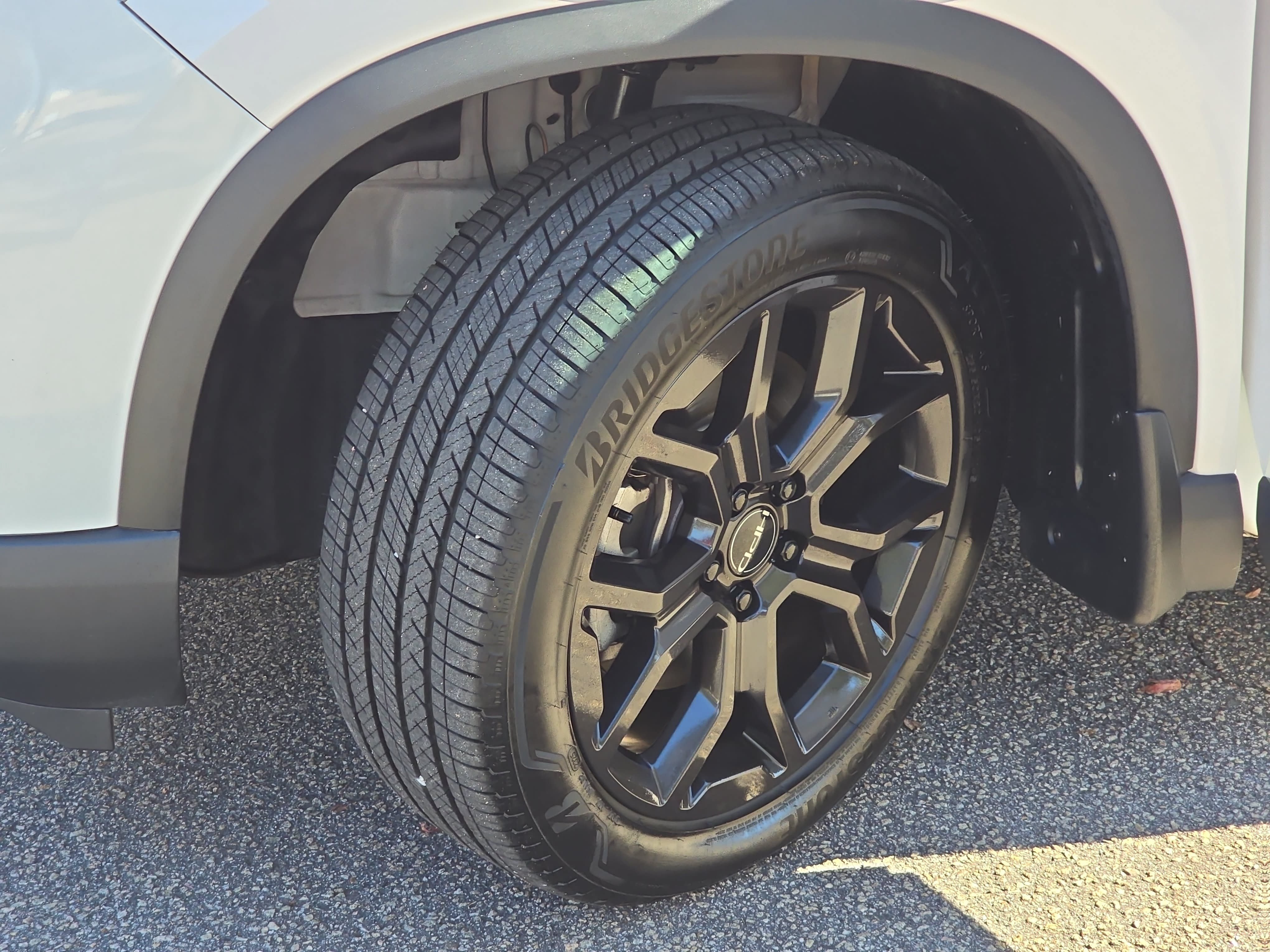 Used 2025 Honda Pilot Touring image 33