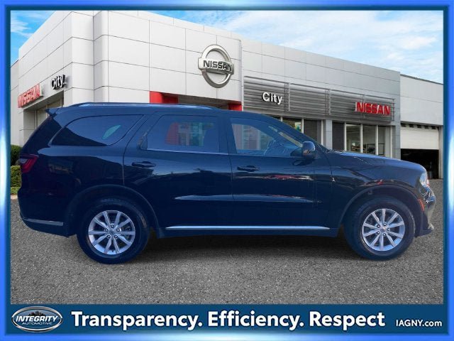 Used 2023 Dodge Durango SXT AWD/4WD image 5