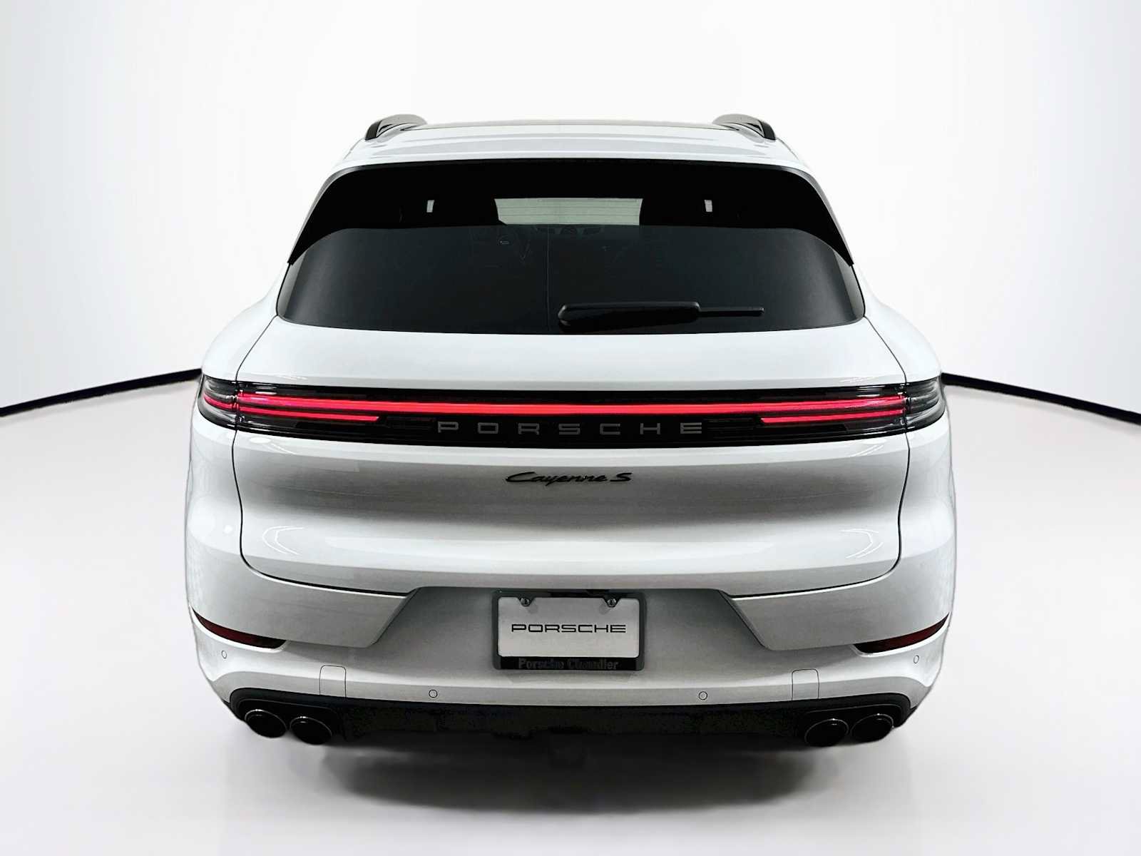 New 2026 Porsche Cayenne S AWD/4WD image 10
