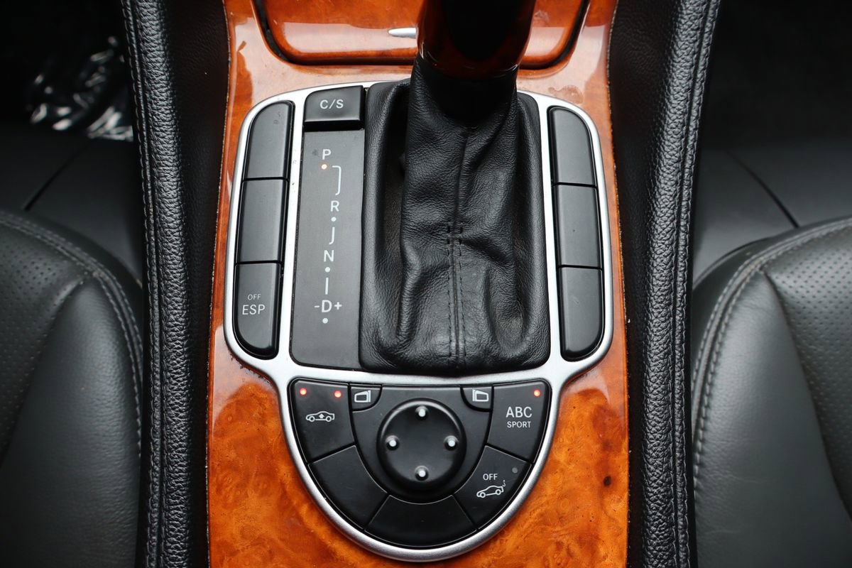 Used 2004 Mercedes-Benz SL 500 image 25