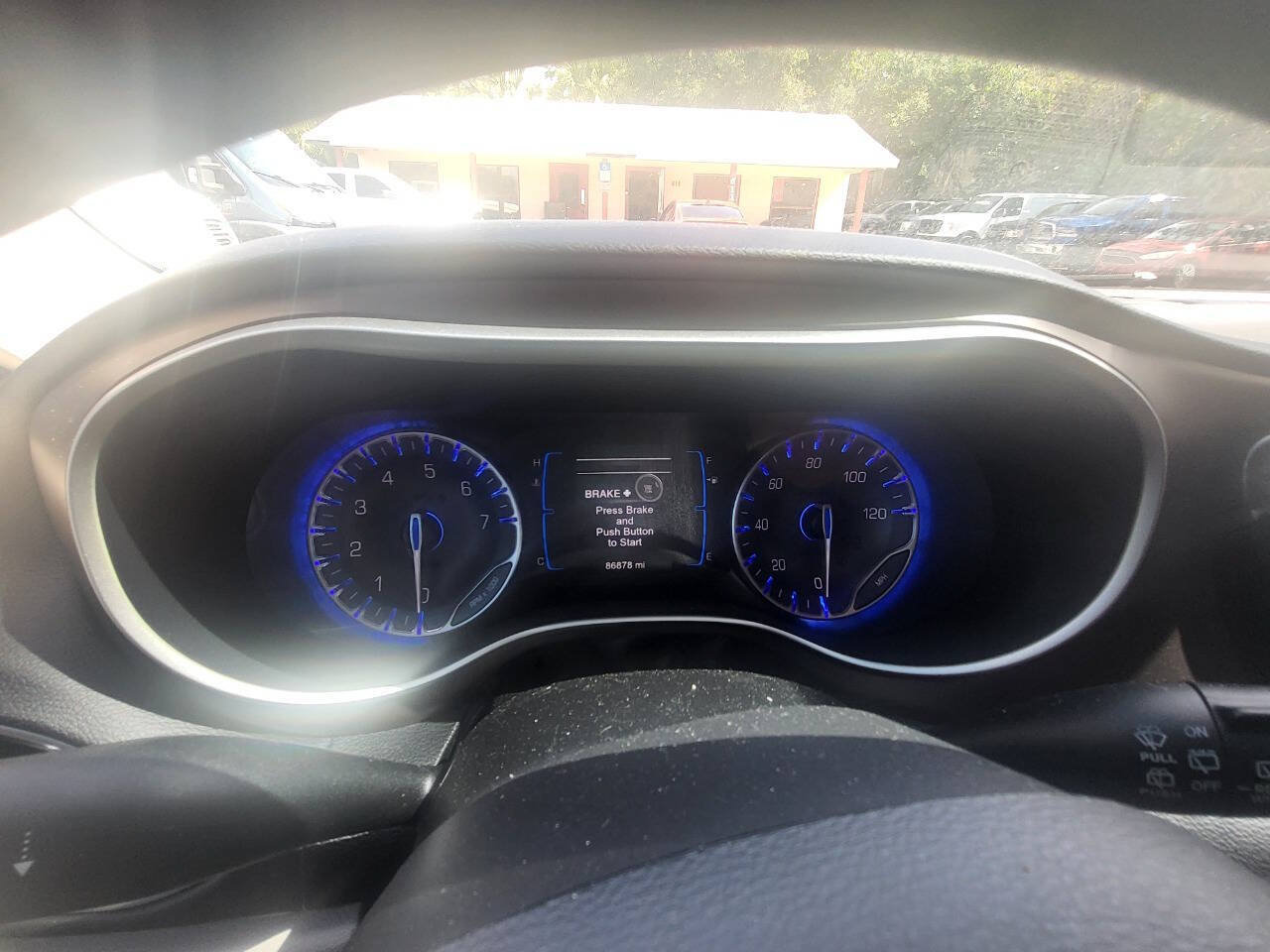 Used 2017 Chrysler Pacifica Touring w/ Tire & Wheel Group FWD image 95