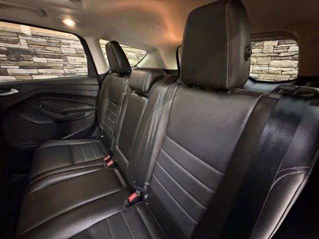 Used 2015 Ford Escape Titanium w/ Equipment Group 301A AWD/4WD image 31