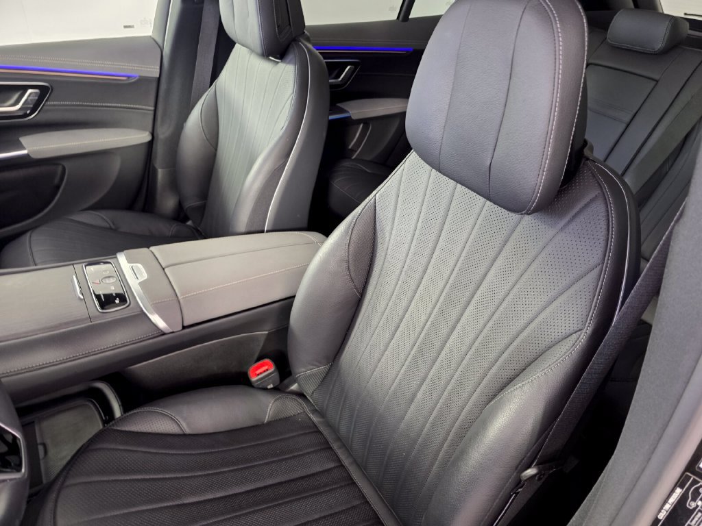 Certified 2023 Mercedes-Benz EQS 580 4MATIC SUV image 11