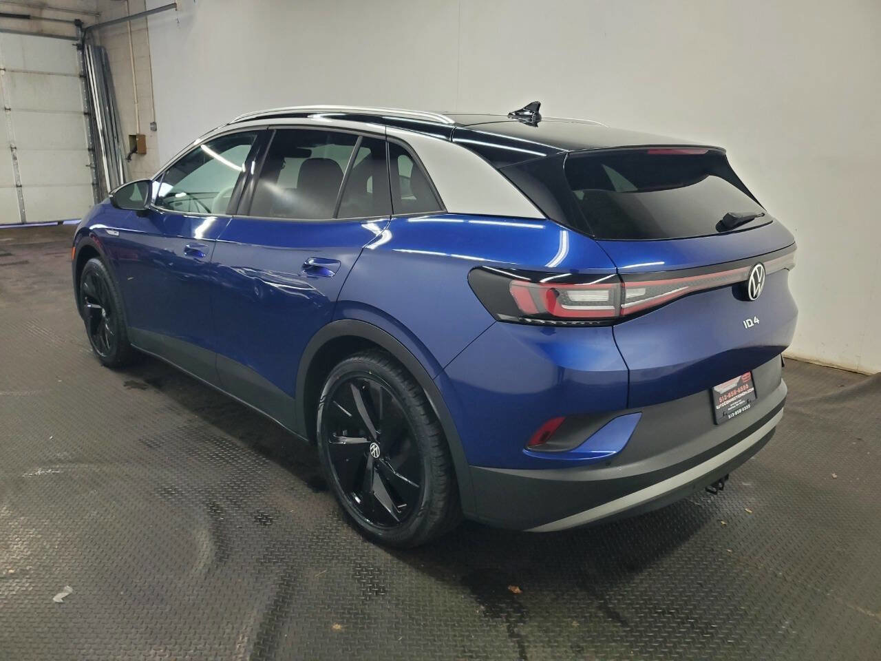 Used 2021 Volkswagen ID.4 1st Edition image 5