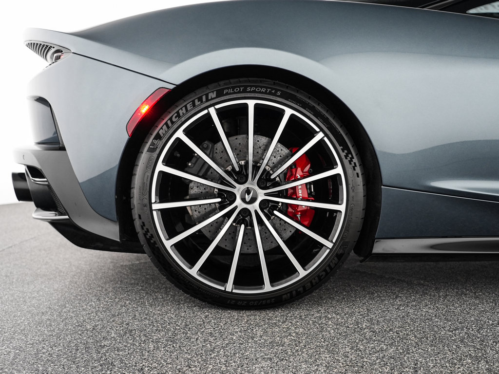 Used 2023 McLaren GT RWD image 36