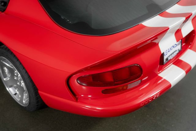 Used 2002 Dodge Viper GTS RWD image 31