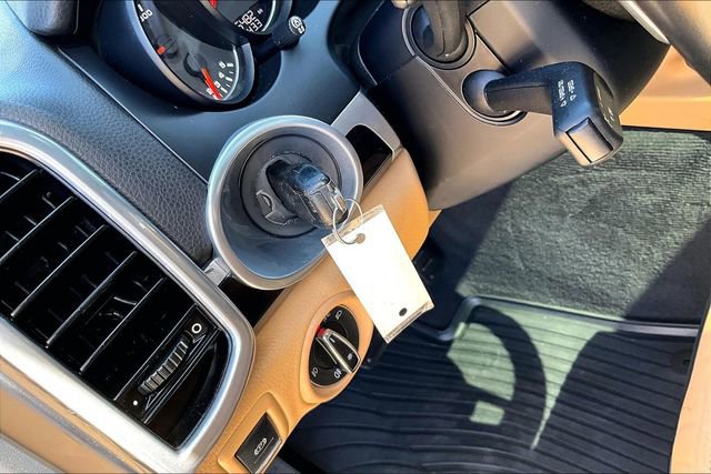 Used 2016 Porsche Cayenne image 10
