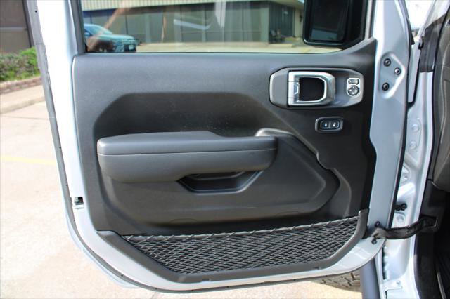 Certified 2024 Jeep Gladiator Sport image 23