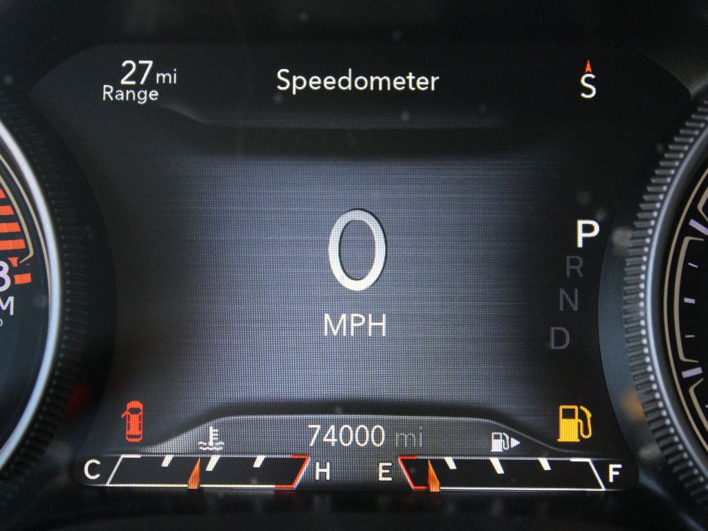 Used 2019 Jeep Cherokee Limited w/ Luxury Group image 16