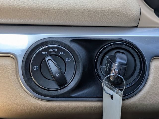 Used 2013 Porsche Boxster RWD image 33