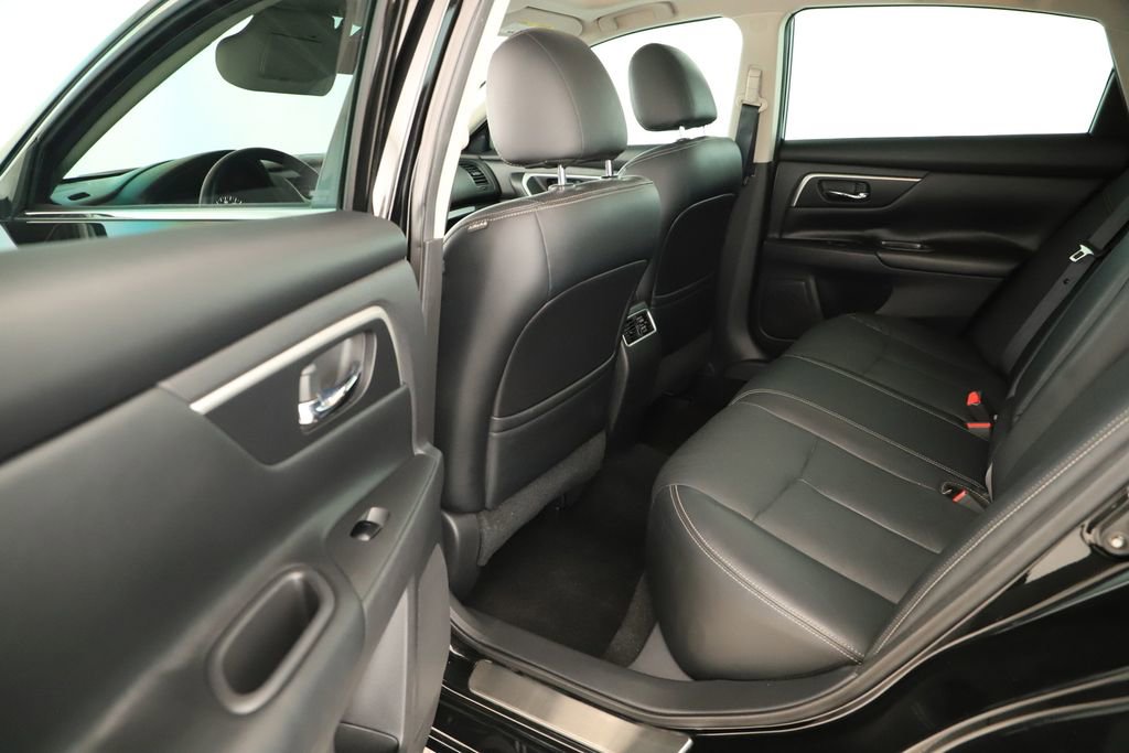 Used 2017 Nissan Altima 2.5 SL w/ 2.5 Technology Package image 26