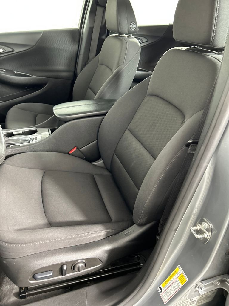 Used 2023 Chevrolet Malibu LT FWD image 12