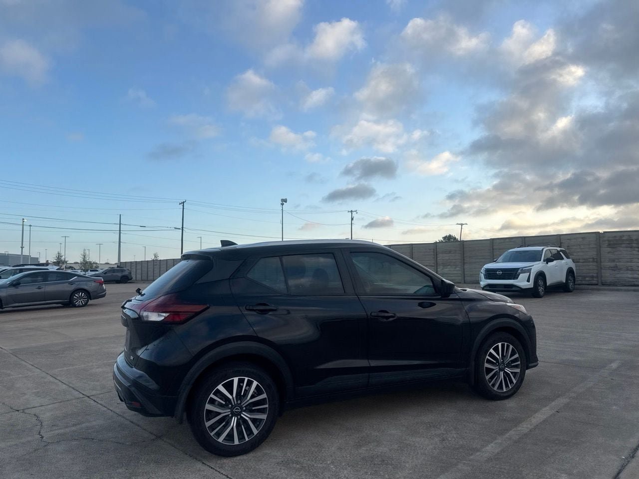 Certified 2023 Nissan Kicks SV FWD image 23