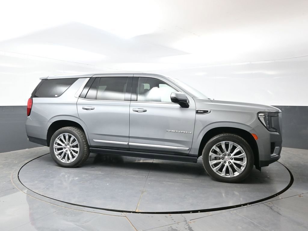 Used 2023 GMC Yukon Denali AWD/4WD image 4