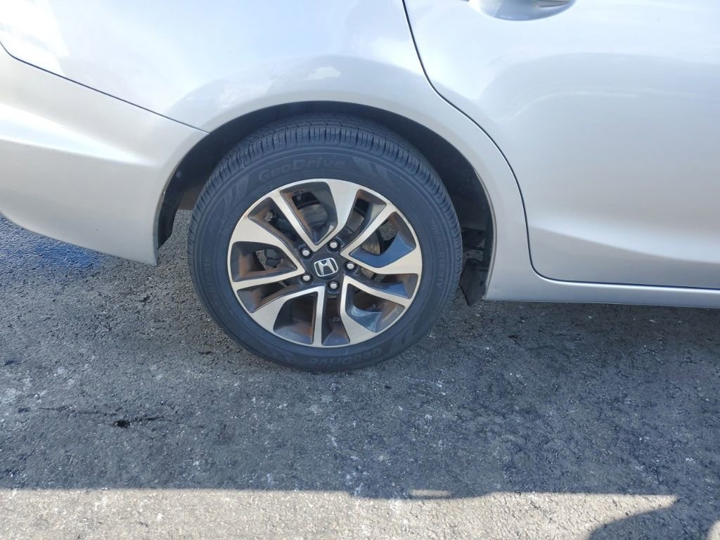 Used 2015 Honda Civic EX image 7