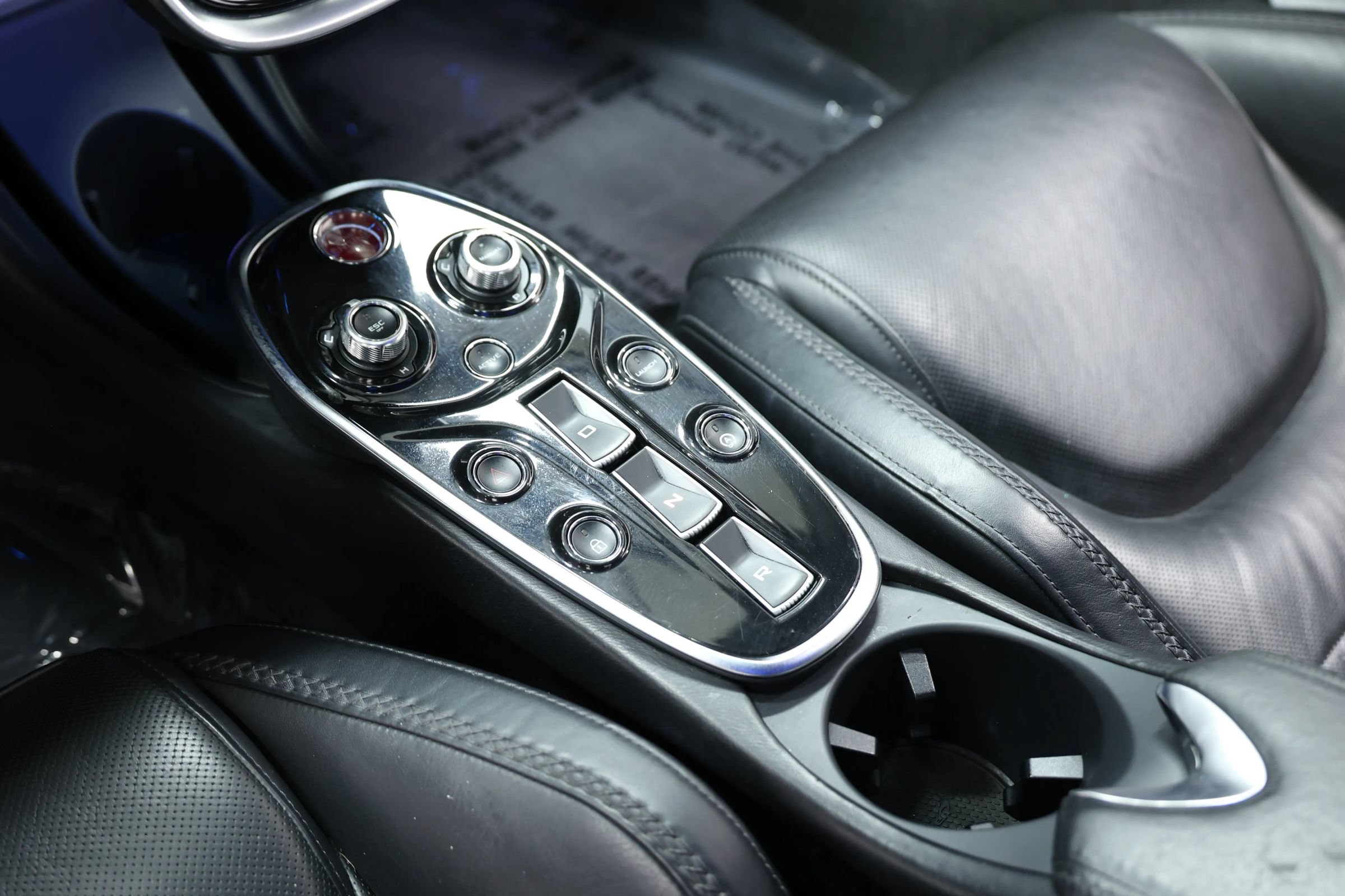Used 2021 McLaren GT RWD image 53