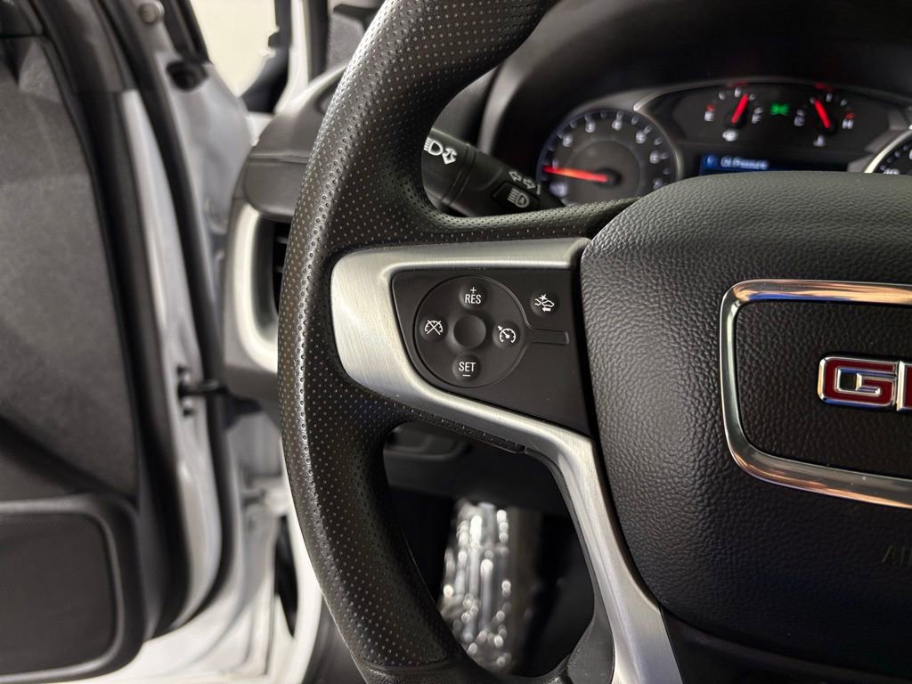 Used 2024 GMC Terrain SLE FWD image 18