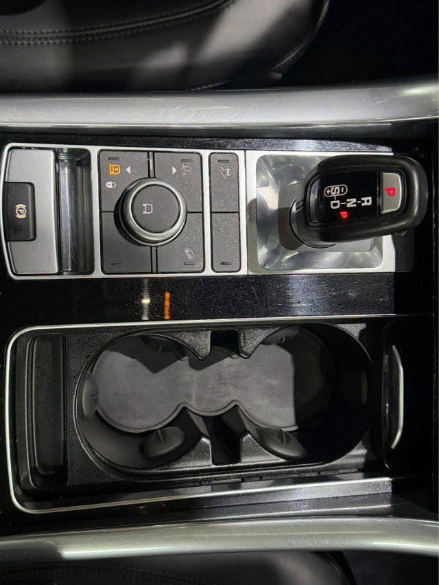 Used 2022 Land Rover Range Rover Sport HSE Silver Edition image 38