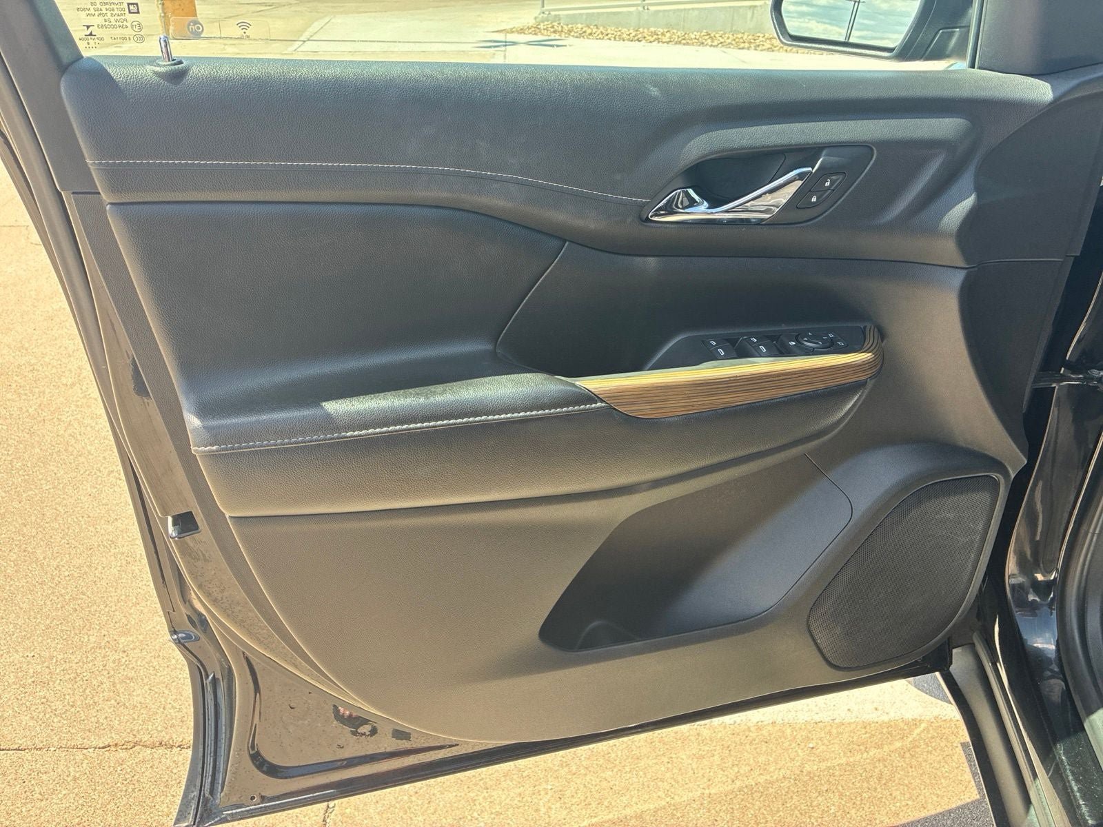 Used 2019 GMC Acadia SLE AWD/4WD image 14
