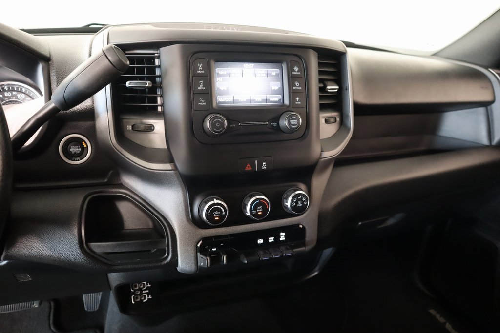 Used 2024 RAM 2500 Tradesman w/ Chrome Appearance Group image 5