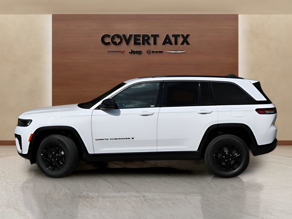 New 2026 Jeep Grand Cherokee Altitude RWD image 2