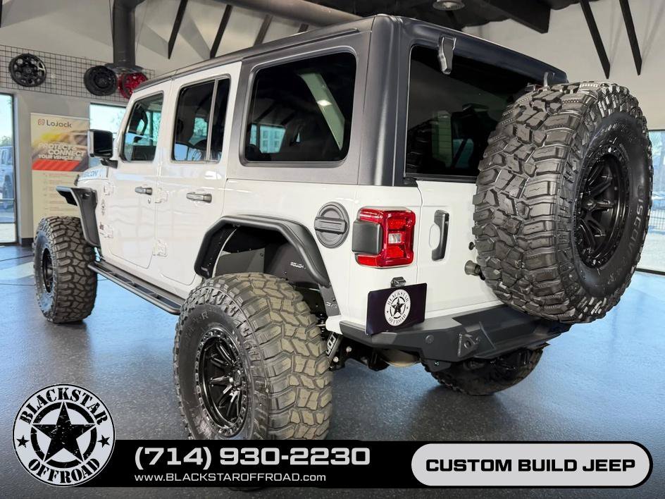 Used 2025 Jeep Wrangler Unlimited Rubicon AWD/4WD image 10
