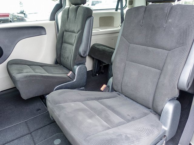 Used 2016 Dodge Grand Caravan SE w/ Quick Order Package 29E SE image 19