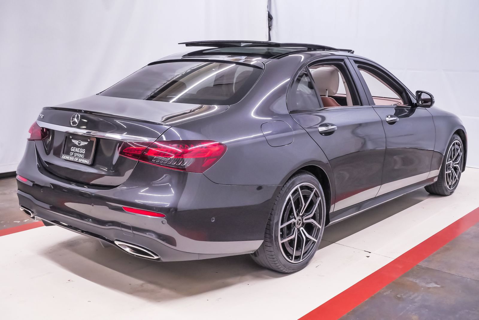 Used 2022 Mercedes-Benz E 350 Sedan image 6