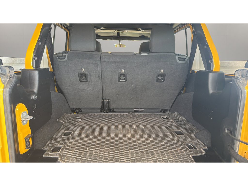 Used 2021 Jeep Wrangler Unlimited Sport AWD/4WD image 16