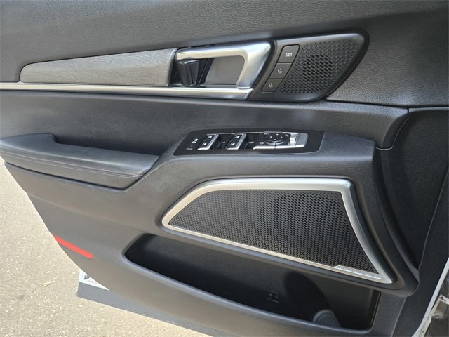 Used 2022 Kia Telluride SX w/ SX Prestige Package image 16