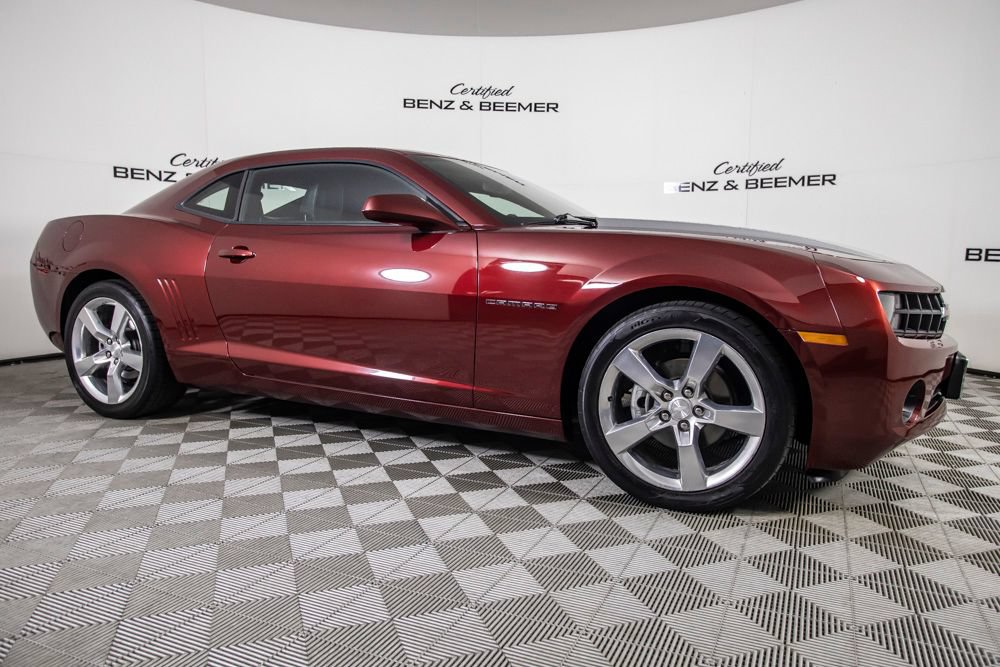 Used 2010 Chevrolet Camaro LT w/ RS Package RWD image 2